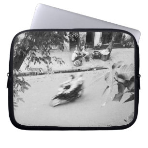Capa Para Notebook Hanoi Vietnã, Motocicleta no Antigo Hanoi