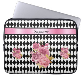 Capa Para Notebook Harlequin branco preto com flor rosa e nome