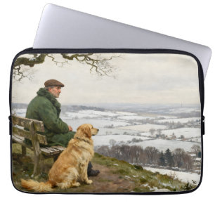 Capa Para Notebook Homem e Cachorro Desfrutando da Vista do Campo de