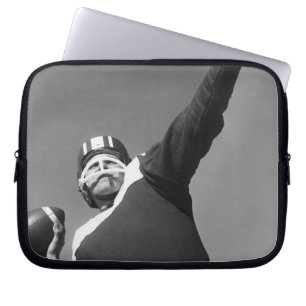 Capa Para Notebook Homem que joga o futebol 2