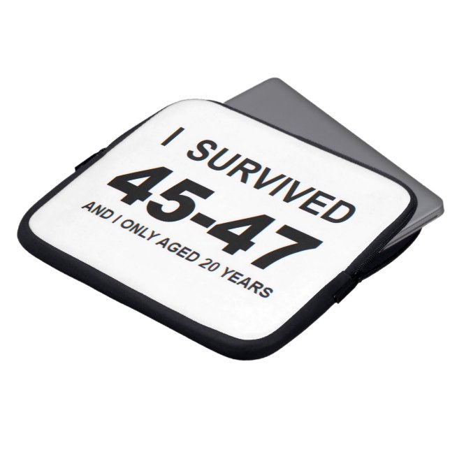 Capa Para Notebook I Survived 45-47  (Frente Topo)