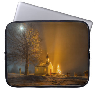CAPA PARA NOTEBOOK IGREJA BRANCA E ÁRVORE MARAVILHOSA