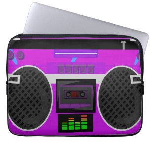 Capa Para Notebook Incrível Boombox Ilustrado Roxo dos Anos 80