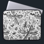 Capa Para Notebook Insetos de porta em azul escuro<br><div class="desc">Variedade de insetos e flores manuscritas em preto e branco</div>