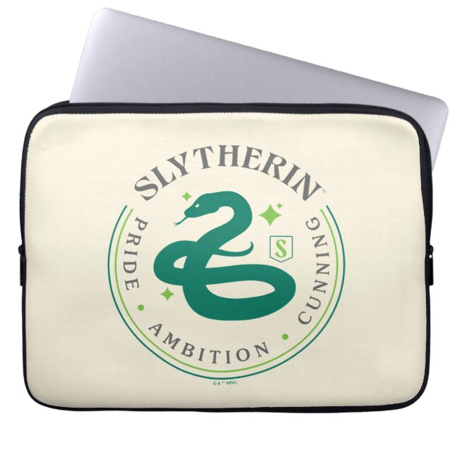 Capa Para Notebook Insígnia de Orgulho da Casa Cobra Verde SLYTHERIN™ (Frente)