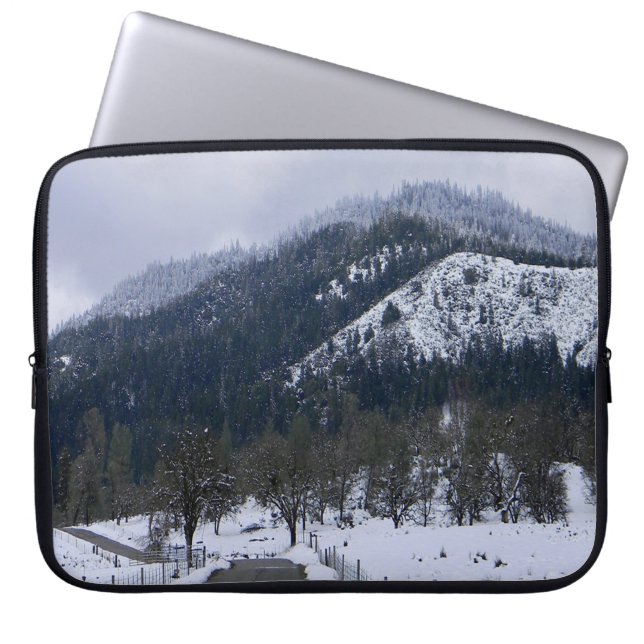 Capa Para Notebook Inverno no país.... (Frente)