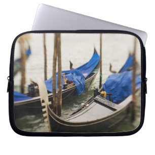 Capa Para Notebook Itália, Veneza, Foco Seletivo de Gôndola na