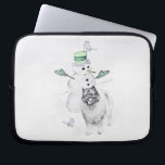 Capa Para Notebook Keeshond Christmas Snowman Pinting Art<br><div class="desc">Retrato original de Cachorro Snowman de Natal Keeshond. Especializamo-nos em arte original engraçada e engraçada. Comprar isto para si próprio ou como um presente excelente para os teus amigos de Keeshond. Seja criativo - clique em PERSONALIZAR para adicionar/remover/alterar texto, redimensionar a imagem, alterar as cores ou qualquer outra coisa que...</div>