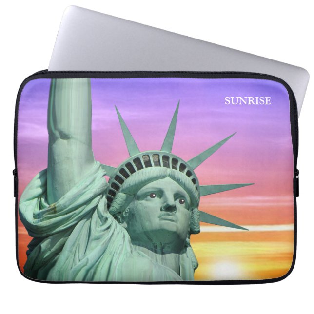 Capa Para Notebook Lady Liberty e Sunrise (Frente)