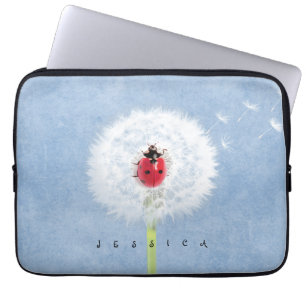 Capa Para Notebook Ladybug bonito na natureza Dandelion