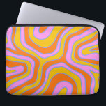 Capa Para Notebook Linhas onduladas Abstrato da versão 70 personaliza<br><div class="desc">Linhas onduladas abstrato,  estilo "boho retro 70" personalizadas,  bolsas de laptop em cor rosa,  laranja e amarelo.</div>