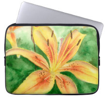 Lírios amarelos na poster do jardim