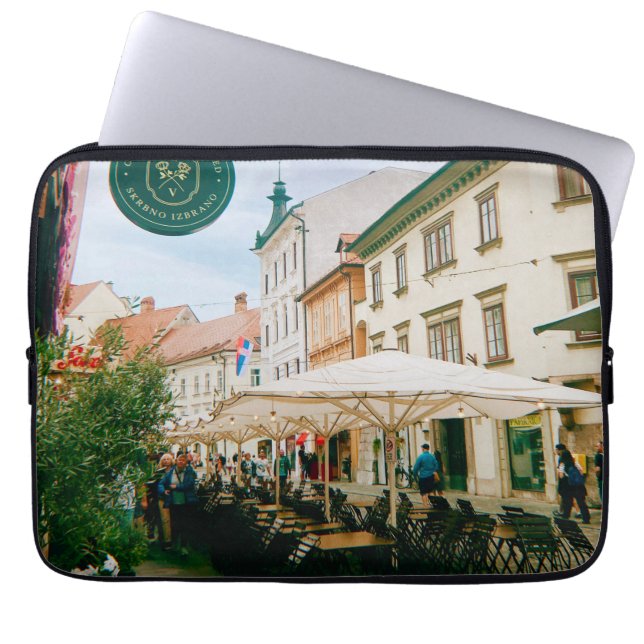 Capa Para Notebook Ljubljana Cityscape (Frente)