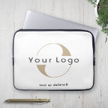 Capa Para Notebook Logotipo comercial na Black White, Clean marca Com<br><div class="desc">Logotipo personalizado na Bolsa de laptop mínima limpa. Adicione seu logotipo e texto.</div>