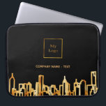 Capa Para Notebook Logotipo preto-ouro Cidade do horizonte comercial<br><div class="desc">Um fundo negro,  com uma falsa linha do horizonte de ouro como decoração. Modelo para o logotipo da sua empresa e seu nome ou texto. Ouro,  Perfeito para agentes imobiliários! Esta manga também está disponível em nossa loja sem logotipo.</div>