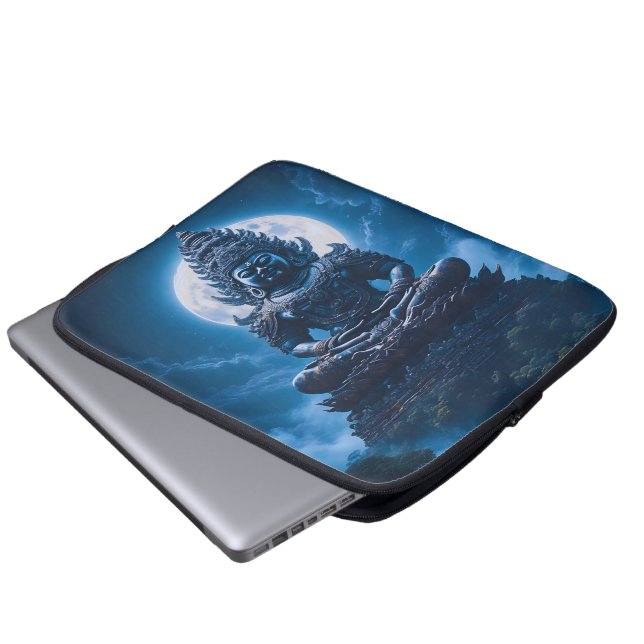 Capa Para Notebook Lua do Guardião Silencioso (Frente Inferior)