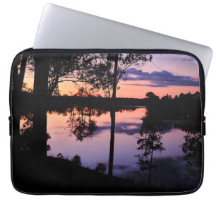 Capa Para Notebook Luva: Crepúsculo no lago