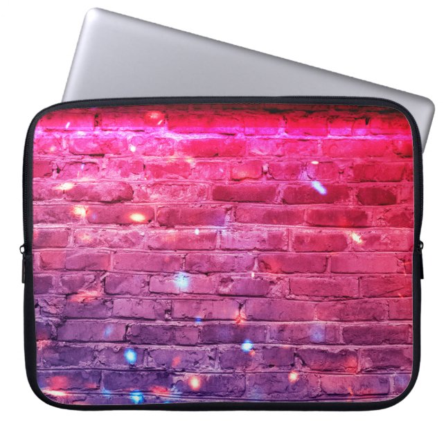 Capa Para Notebook Luz neon: parede de tijolos vazia. (Frente)