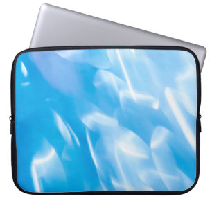 Capa Para Notebook Luzes brilhantes de abstrato sobre fundo azul. Red