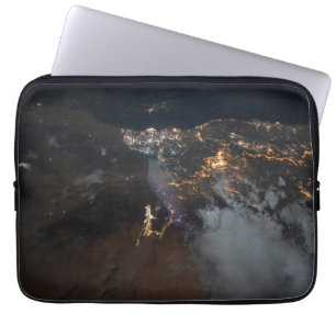 Capa Para Notebook Luzes Da Cidade De Jazan E Seus Subúrbios