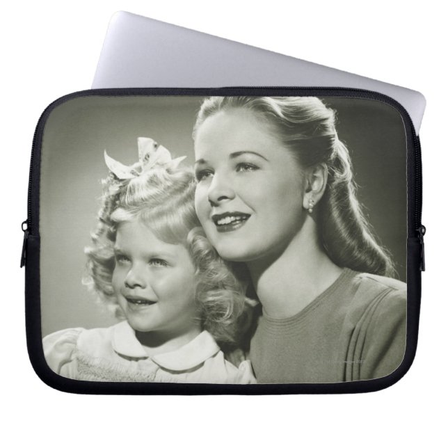 Capa Para Notebook Mãe e filha (Frente)