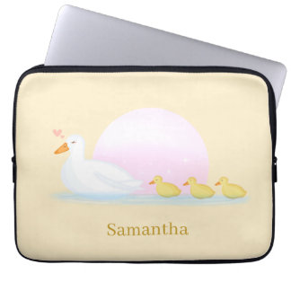 Capa Para Notebook Mãe Pata Nadando Com Sua Família