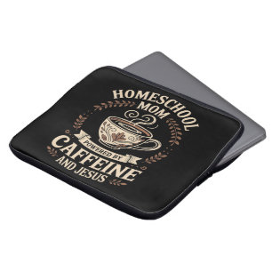 Capa Para Notebook Mãe que Ensina em Casa Energizada por Cafeína e Je