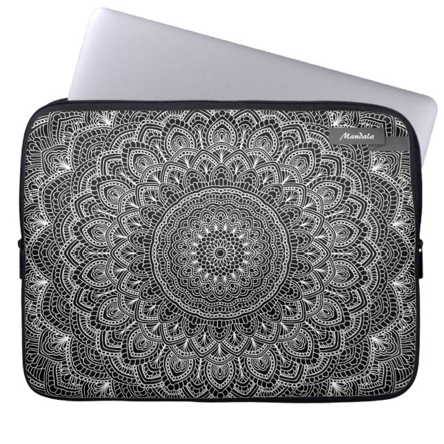 Capa Para Notebook Mandala preto e branco (Frente)
