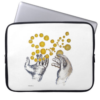 Capa Para Notebook Mãos Estendidas com Globos Dourados