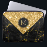 Capa Para Notebook Mármore Preto e Design Geométrico Dourado com Larg<br><div class="desc">Design geométrico simples moderno,  com combinação de brilho preto e dourado com monograma personalizado. Qualquer combinação de cores pode ser solicitada neste design.</div>