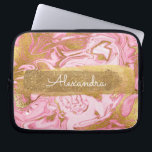 Capa Para Notebook Mármore rosa e branco com folha de ouro e brilho<br><div class="desc">Mármore rosa e branco com folha dourada e Capa de nome Elegante brilhante. Esta capa pode ser personalizada para incluir o seu primeiro nome.</div>