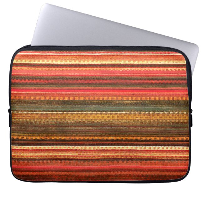 Capa Para Notebook Material Textile Stripes Red Orange and Green (Frente)
