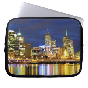Capa Para Notebook Melbourne, Austrália. Uma visão noturna dos 2