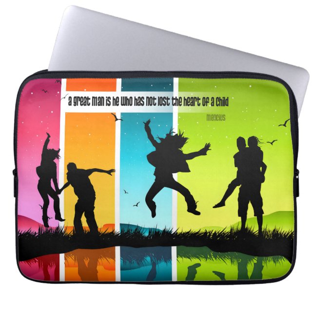 Capa Para Notebook Mencius Inspirational Cote "Um homem excelente" (Frente)