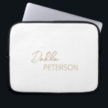 Capa Para Notebook Moderno Contemporâneo Elegante Simples e Dourado<br><div class="desc">Bolsa de laptop de ouro falso moderno,  com um design simples e mínimo personalizado com seu nome em um roteiro elegante e fonte de sans serif contemporânea.</div>
