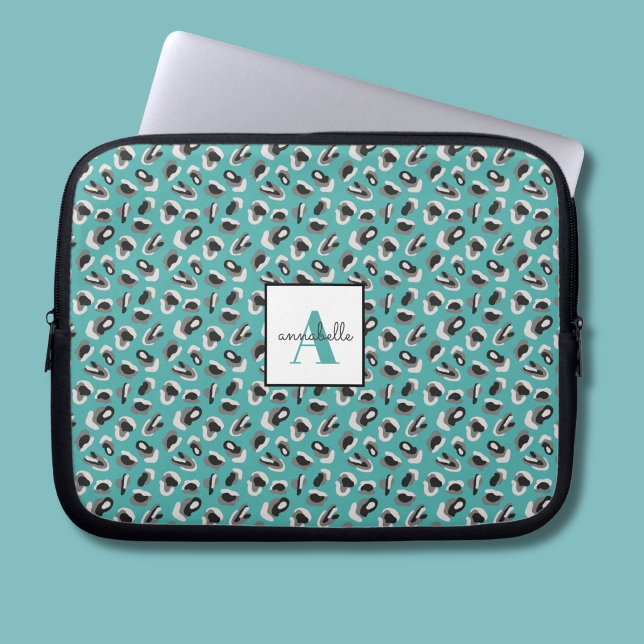 Capa Para Notebook Monograma Aqua Leopardo Estampa Animal Personaliza (Turquoise animal print personalied laptop sleeve)