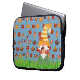 Capa Para Notebook Monograma Autumn Gnomo Acorn Brown Orange Folaves