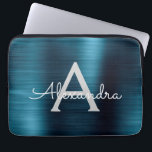 Capa Para Notebook Monograma Azul Metálico Moderno Chic Stainless Ste<br><div class="desc">Azul e Cinza Folhas de Aço Inoxidável Folha Metálica Moderna e Capa de Monograma Elegante. Esta bolsa de laptop personalizada monificada pode ser personalizada para incluir seu nome inicial e próprio e fazer um presente de Natal ou Aniversário perfeito.</div>