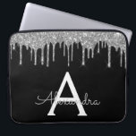 Capa Para Notebook Monograma de brilho brilhante de prata preta Elega<br><div class="desc">Preto e Silver Faux Derrubando Minúscula Moderna e Elegante Glitter e Minúscula Caso Elegante Monograma. Esse caso pode ser personalizado para incluir seu nome inicial e próprio.</div>