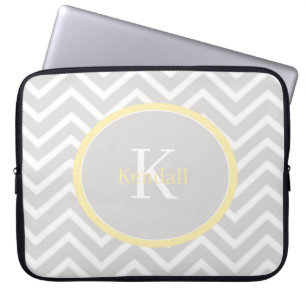 Capa Para Notebook Monograma de Chevron Amarelo