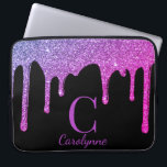 Capa Para Notebook Monograma de Drives de Brilho de Ombre Roxo Rosa<br><div class="desc">O brilho do brilho do brilho roxo rosa pia a bolsa de laptop do monograma com a nossa tendência de brilho sujo em um arco-íris quente de rosa quente e roxo em um fundo preto quico. Fácil de personalizar e perfeito para escola ou trabalho! Você está pingando no luxo, então...</div>