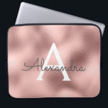 Capa Para Notebook Monograma de Folha Metálica Dourada Rosa Rosa Rosa<br><div class="desc">Cor rosa rosa rosa Dourada Folha Metálica Faux e Maquete Elegante Sparkle. Esse caso pode ser personalizado para incluir seu nome inicial e próprio.</div>