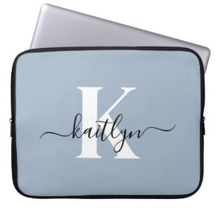 Capa Para Notebook Monograma de Script Azul Elegante Dusty