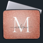 Capa Para Notebook Monograma Dourado do roteiro da faísca do brilho<br><div class="desc">A bolsa de laptop Dourado do computador do monograma do roteiro da faísca do brilho do rosa do rosa</div>