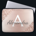 Capa Para Notebook Monograma Dourado Metálico Rosa Rosa Cor-de-Rosa R<br><div class="desc">Cor-de-rosa-rosa-rosa Dourada Brilhante Metálico e Minúsculo Moderno e Elegante Monograma. Este caso pode ser personalizado para incluir seu primeiro nome e nome e fazer um presente de Natal feminino ou doce 16 de aniversário.</div>