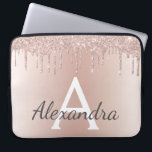 Capa Para Notebook Monograma Dourado Metálico Rosa Rosa Cor-de-Rosa R<br><div class="desc">Cor-de-rosa-reluzente Rosa Dourada Colorida Metálica e Minúscula Monograma Moderno e Elegante. Este caso pode ser personalizado para incluir seu primeiro nome e nome e fazer um presente de Natal feminino ou doce 16 de aniversário.</div>
