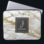 Capa Para Notebook Monograma Elegante Dourado e branco de mármore<br><div class="desc">Monograma Elegante de Mármore Dourado e Branco. Esse caso pode ser personalizado para incluir o nome inicial e o nome do cheio.</div>