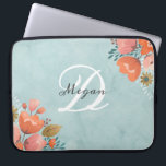 Capa Para Notebook Monograma Floral Rosa bonito<br><div class="desc">Laptop de designer monograma fascinável. Um acessório Bonito para o seu laptop. Personalize-o para si ou para um presente. Projetado para você pelo Blackberry Boulevard.</div>