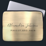 Capa Para Notebook Monograma Metálico Profissional Dourado<br><div class="desc">Mala de Laptop de Monograma Ilegante Isolada e Dourada moderna para mulheres e beleza capilar Salon Faux Metálico Ilegante Monograma Promocional Bag ou Promocional de Capa (promo). Este gabinete de computador profissional de classe pode ser personalizado para incluir seu nome de assinatura de script monograma e sua profissão ou posição...</div>