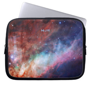 Capa Para Notebook Monograma Omega Nebula - Nosso Incrível Universo